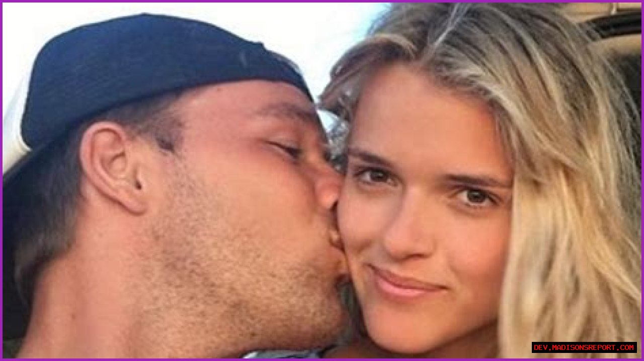 Who is Lincoln Lewis Dating Now? -Past Relationships, Current Relationship Status, Rumours, and Facts